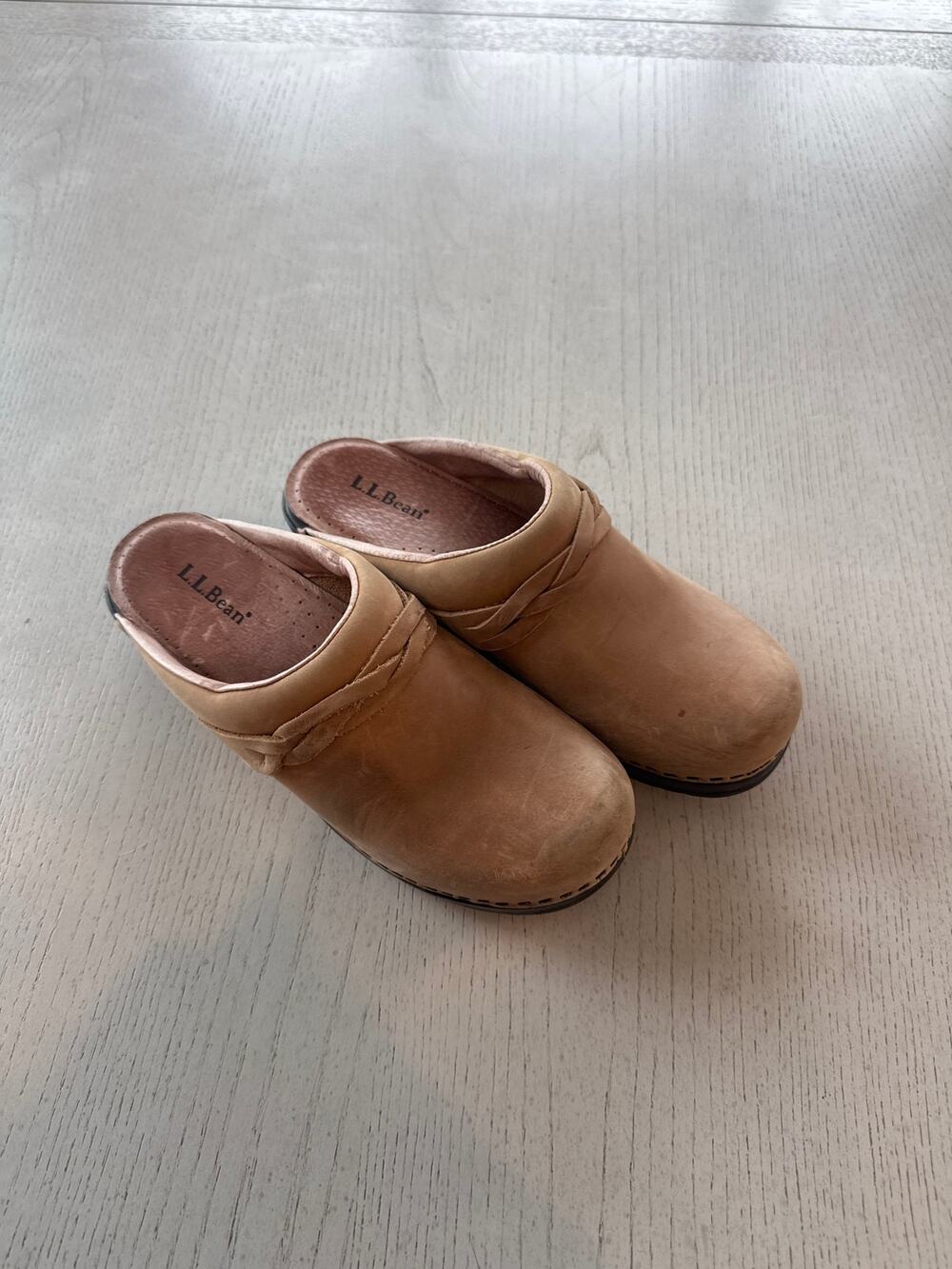 L. L. LL Bean Leather Orthopedic Walking Clogs Cottagecore Fairycore